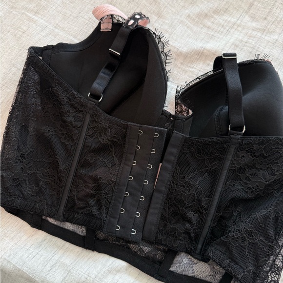 NWT Victoria's Secret Dream Angel Black Lace Corset Bra Top M-DD - Picture 7 of 7